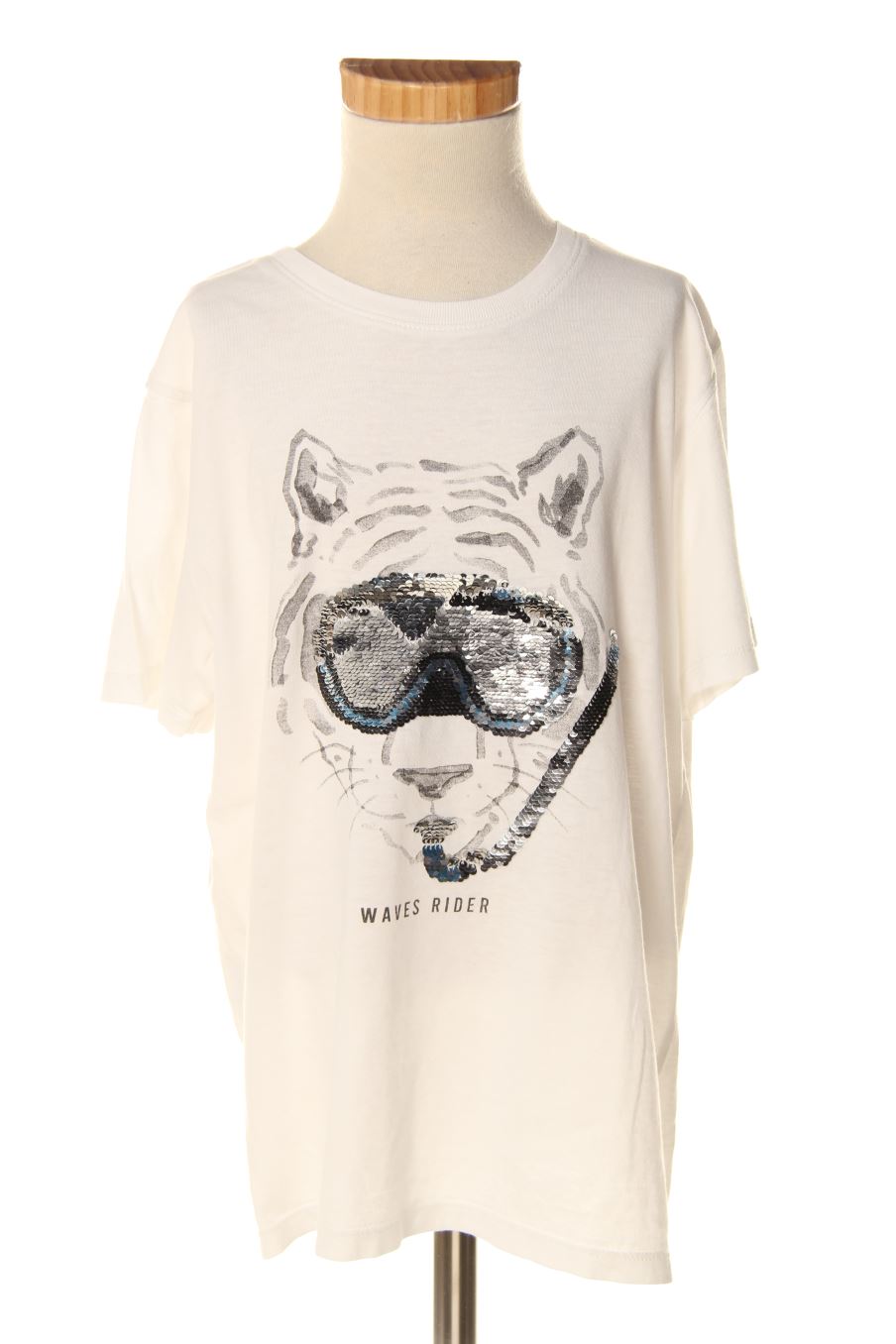 T-shirt Mango de la taille 8 ans de seconde main