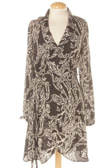 Robe casual M never fully dressed