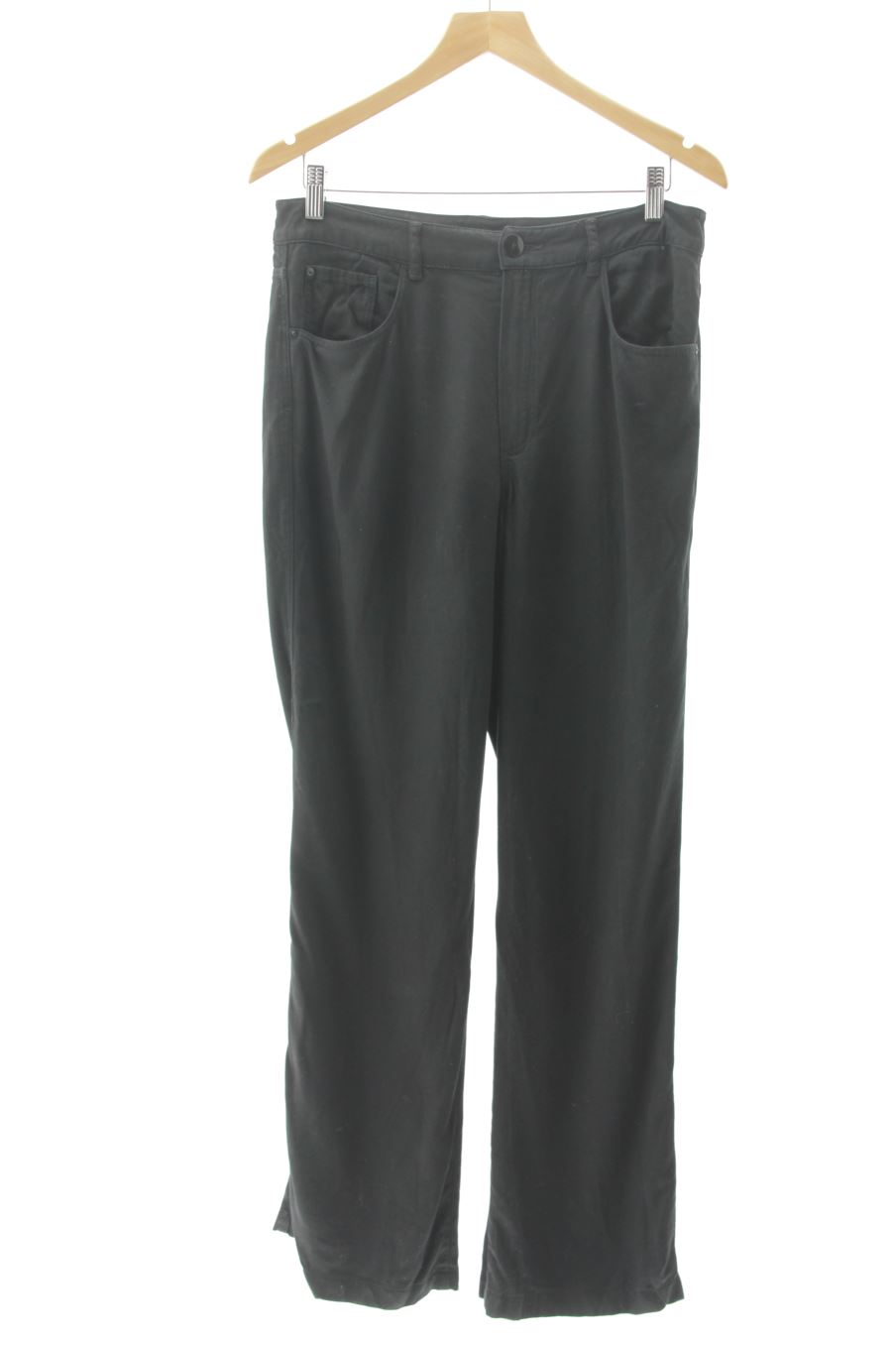 Vaquero de Massimo Dutti de la talla 42, de color negro