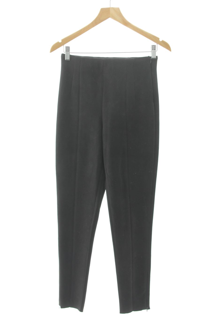 Pantalon Zara de la taille M, de couleur noir