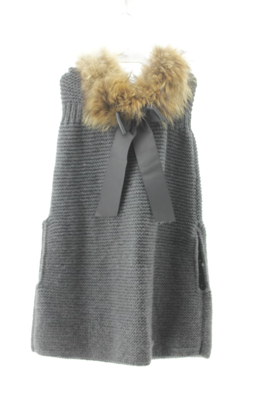 Maglione de Casilda Y Jimena de la talla 10 anni con etichetta