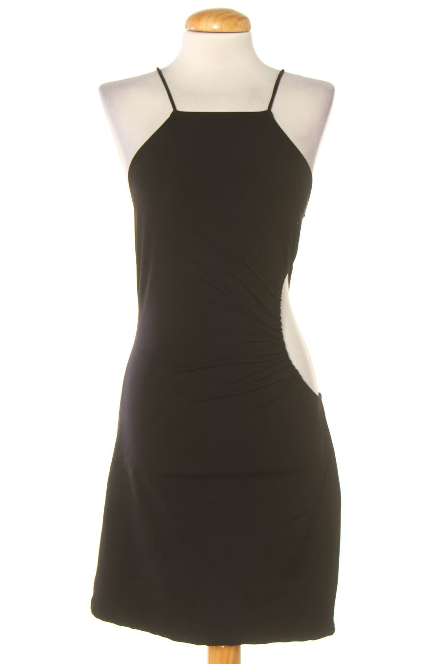 Robe casual Pull & Bear de la taille M, de couleur noir