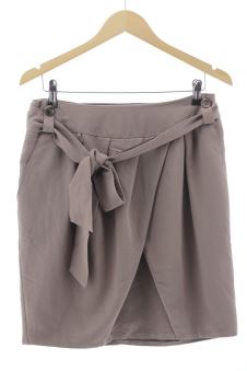 Aufwändiger Rock M 1060