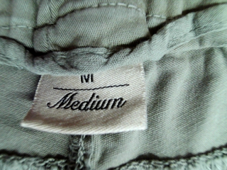 Pantalón corto de Made in italy de la talla M, de color verde