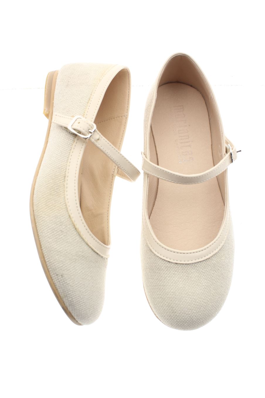 Zapatos de Marianitas de la talla 34 de segunda mano