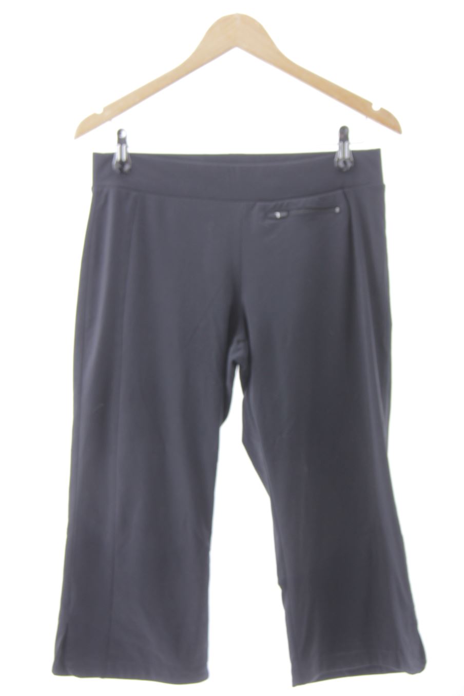 Pantalon corto de deporte de Marks&Spencer de la talla 40, de color negro