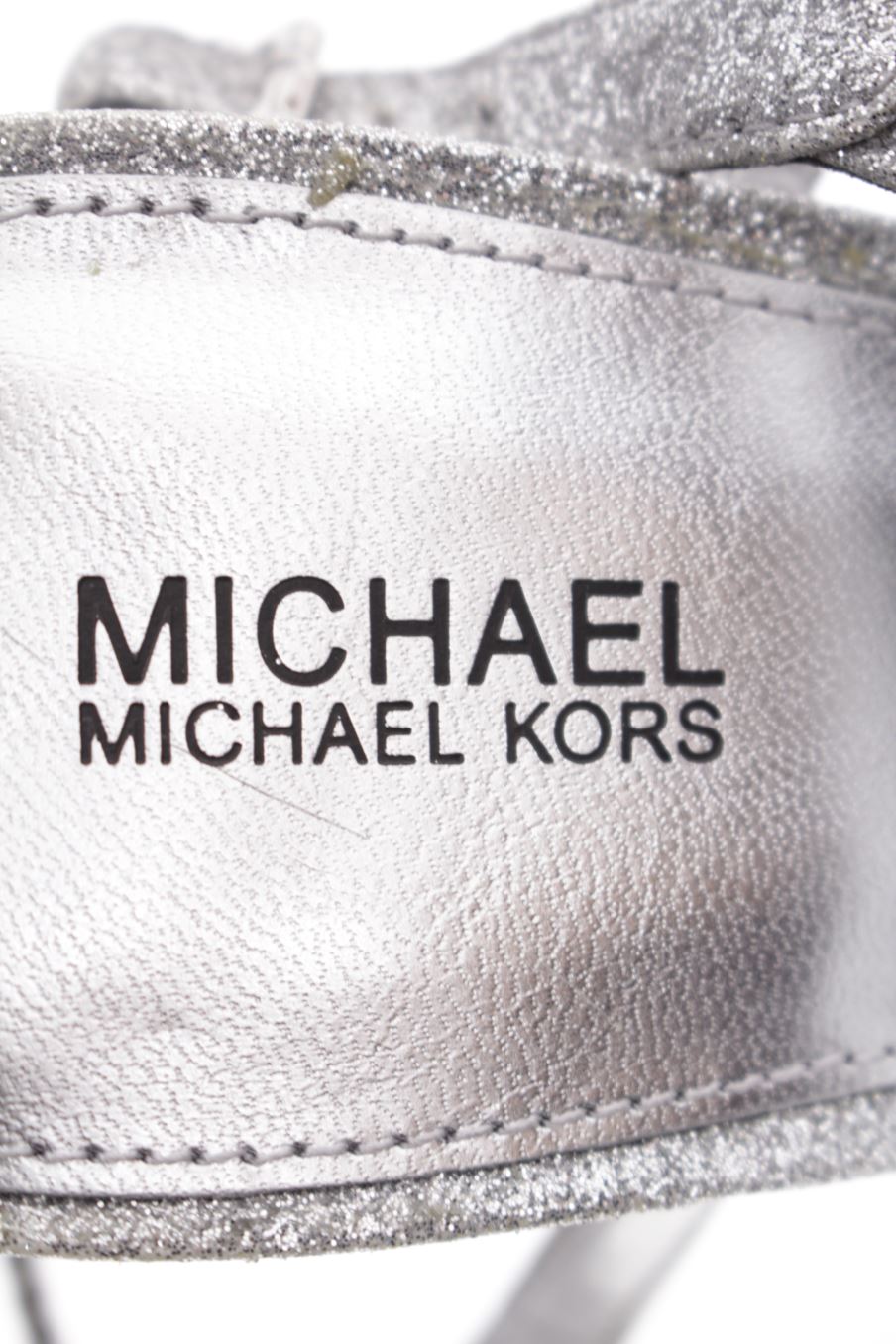 Sandalias tacon de Michael Kors de la talla 38, de color plateado de