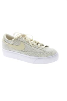 Baskets 40 Nike, photo 1 sur 3