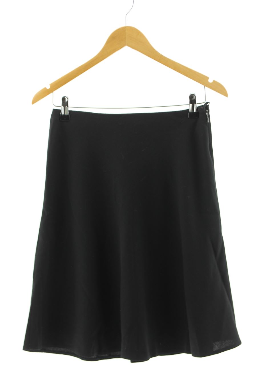 Falda de Marks&Spencer de la talla 40, de color negro