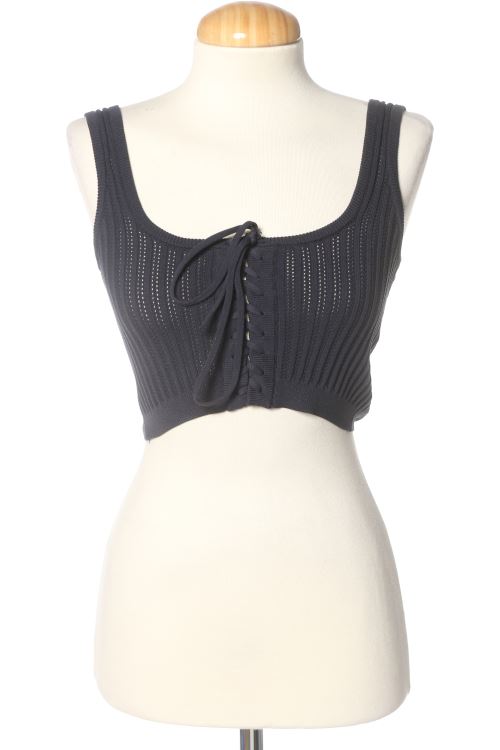 Aufwändiges Top