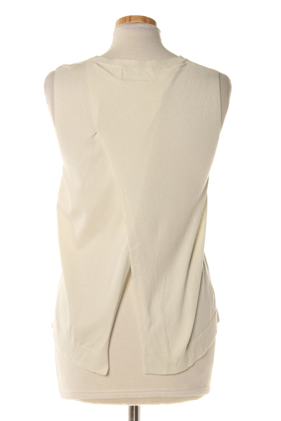 Pull Amichi de la taille M, de couleur blanc