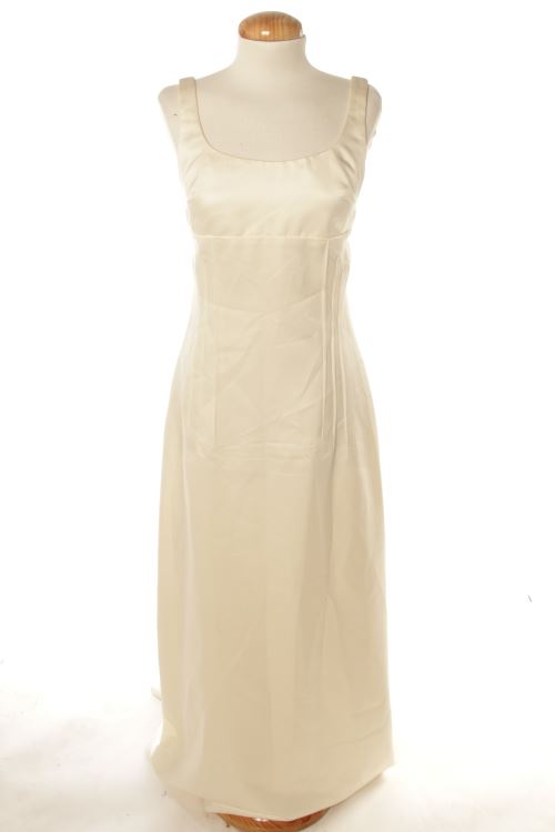Aufwändiges Kleid