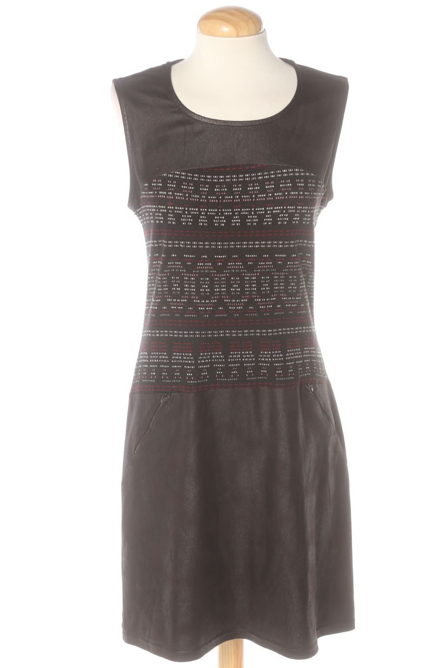 Robe casual Armand Thiery de la taille S, de couleur noir