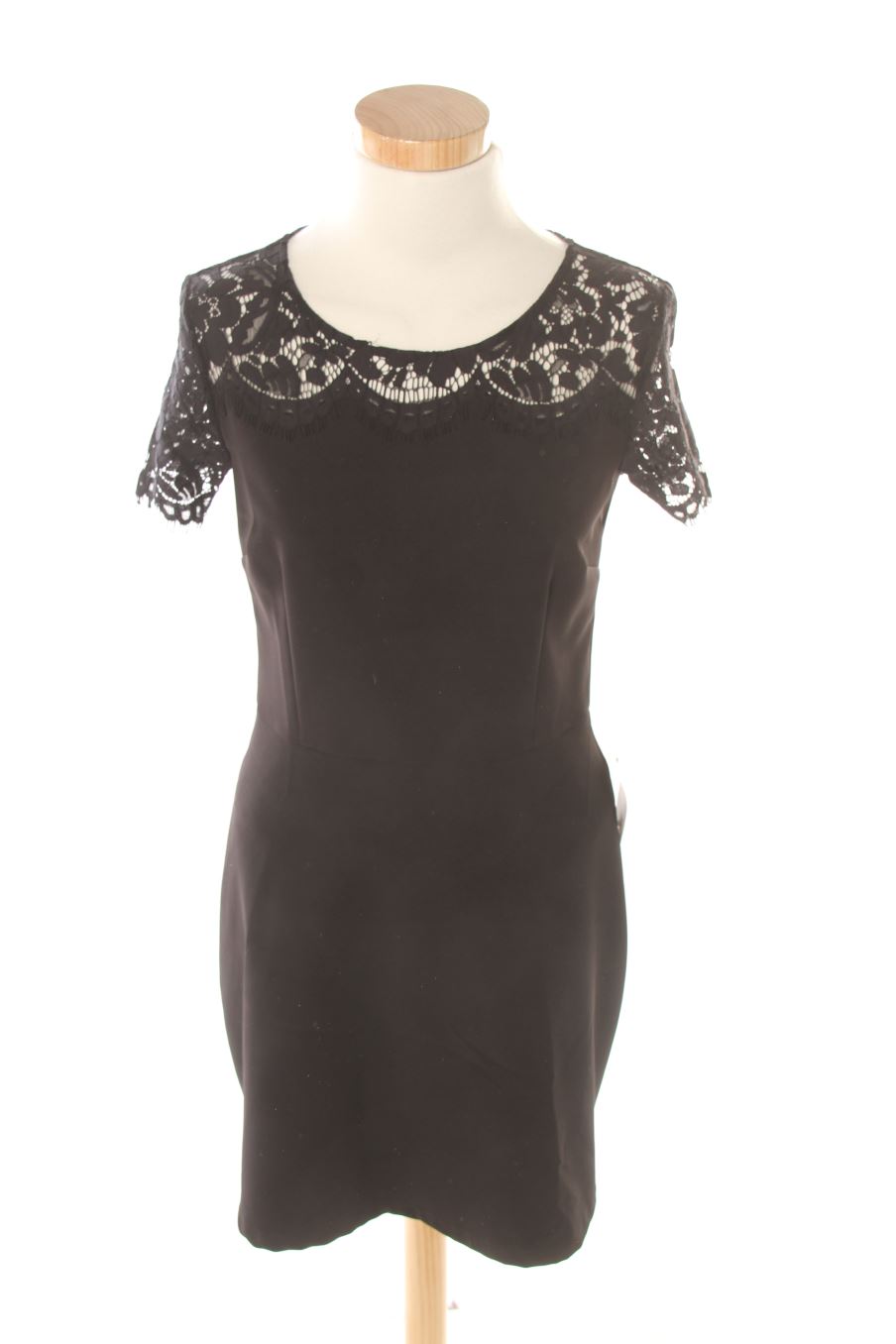 Robe casual Fórmula Joven de la taille 36, de couleur noir
