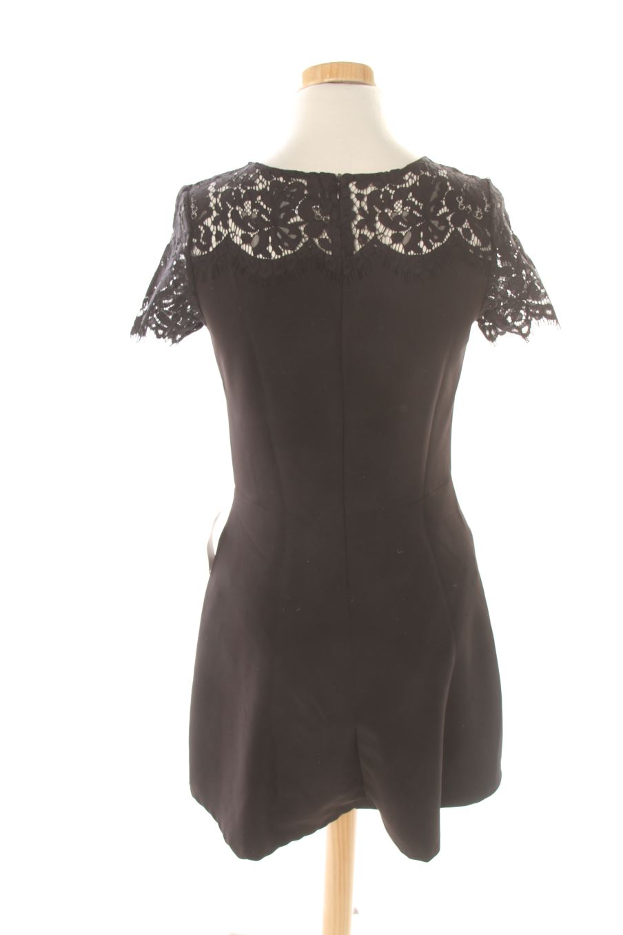 Robe casual Fórmula Joven de la taille 36, de couleur noir