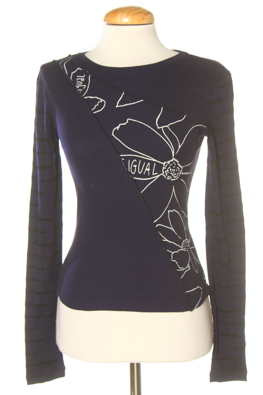 Camiseta manga larga de Desigual de la talla M, de color azul marino