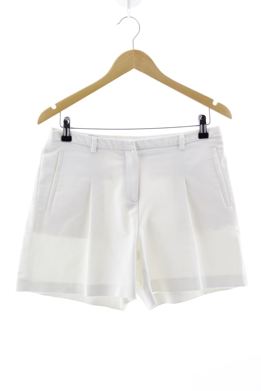 Pantalones cortos de Pedro del Hierro de la talla M, de color blanco