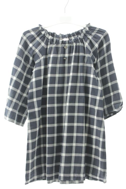 Aufwändiges Kleid