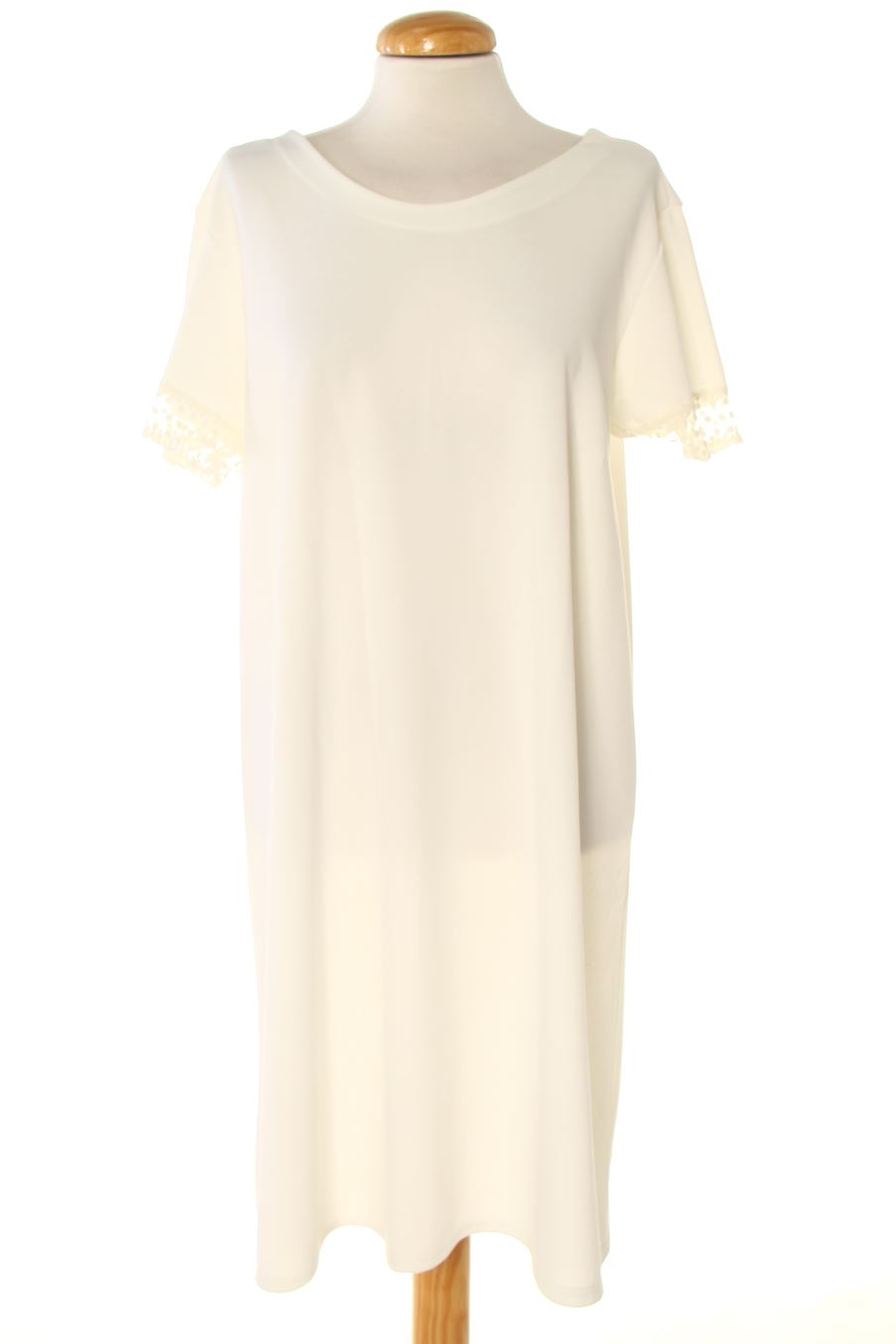 Robe casual Valentina de la taille XL, de couleur blanc