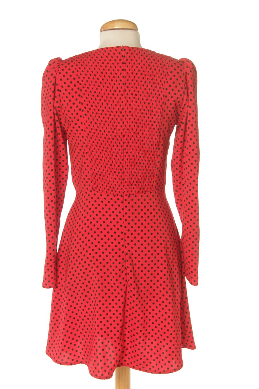 Vestido casual de Zara de la talla M, de color rojo