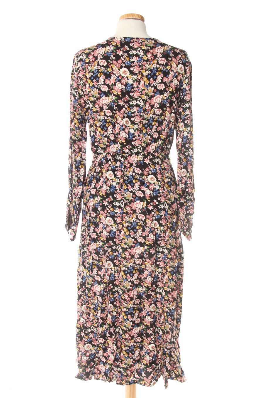 Robe casual Milano de la taille M, de couleur fleurs