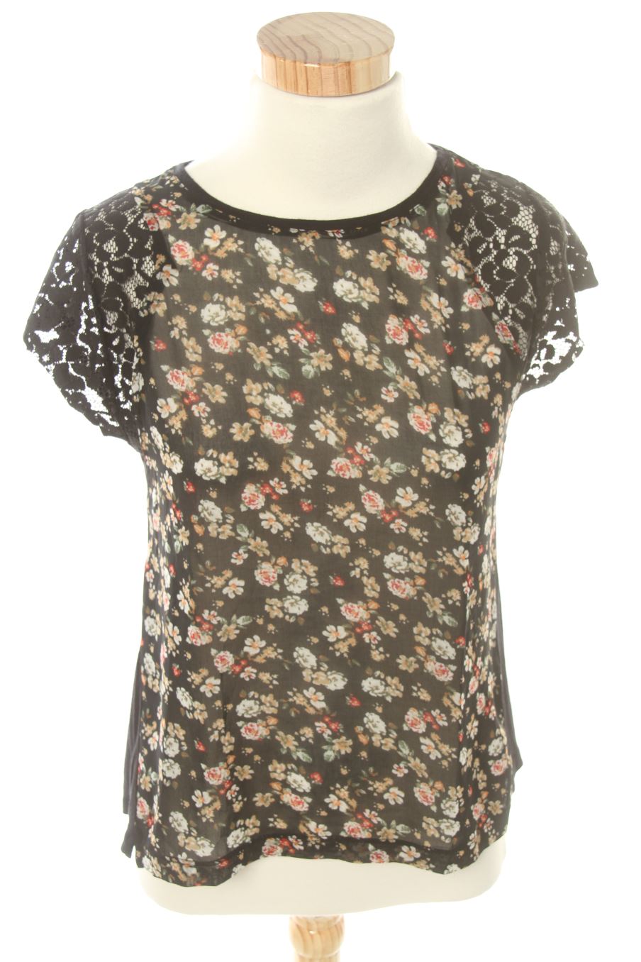Blusa de manga corta de Pull & Bear de la talla S, de color flores