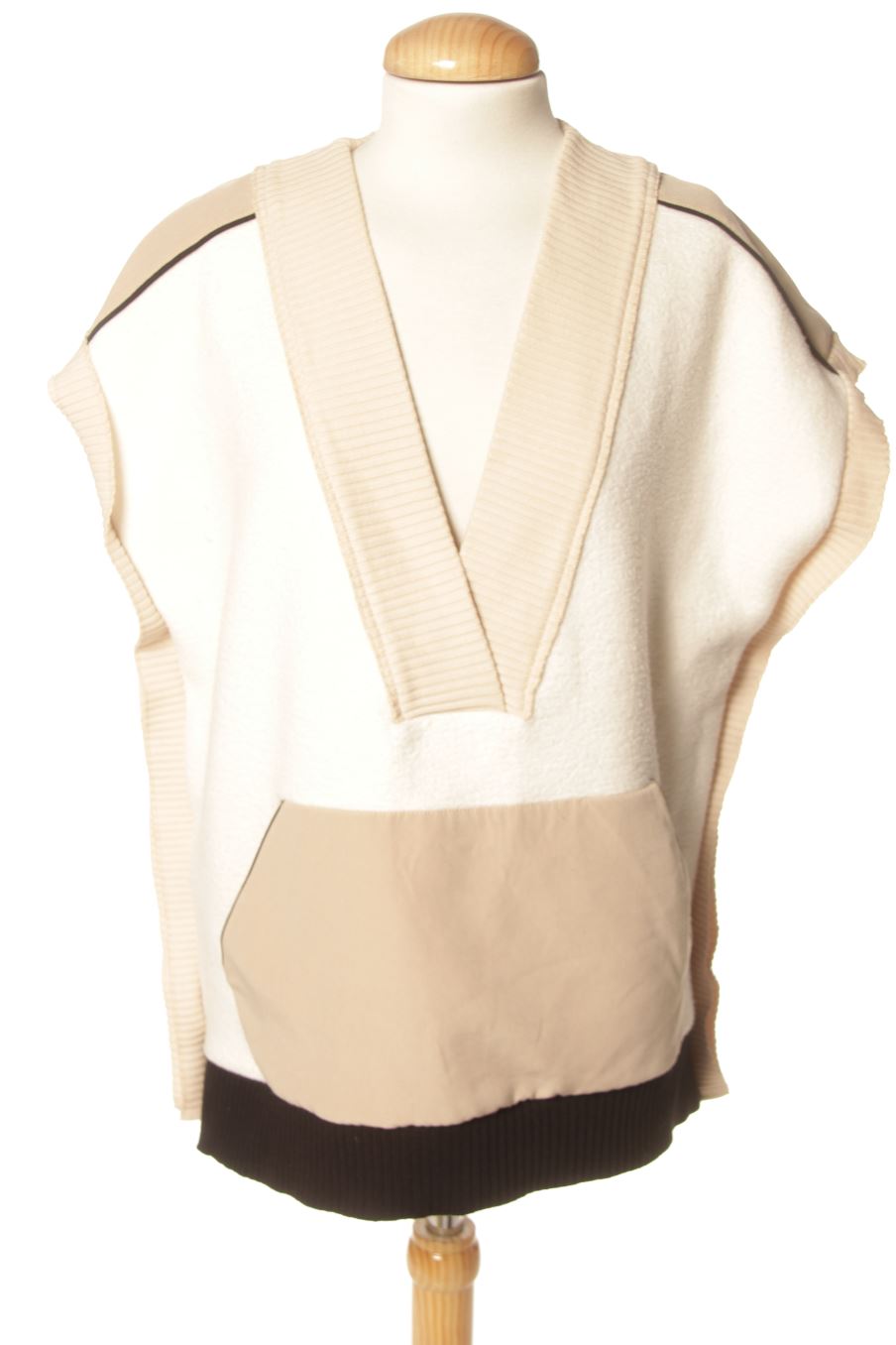 Pull Zara de la taille M, de couleur blanc