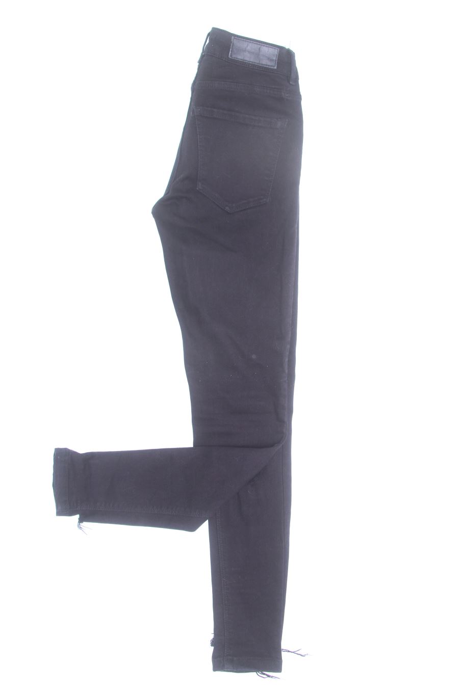 Jeans Pull & Bear de la taille 34, de couleur noir de denim