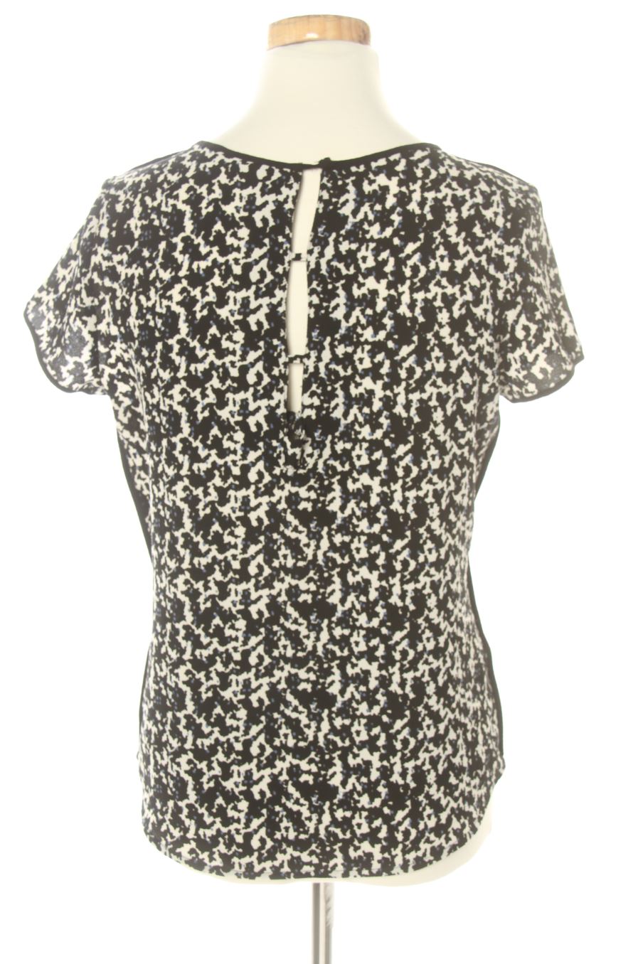 Blouse à manches courtes H&M de la taille 36, de couleur animal print