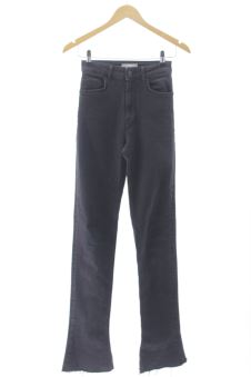 Jeans 34 Bershka, photo 1 sur 2