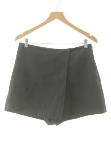 Shorts L Zara, photo 1 sur 2