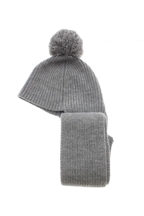 Chapeaux