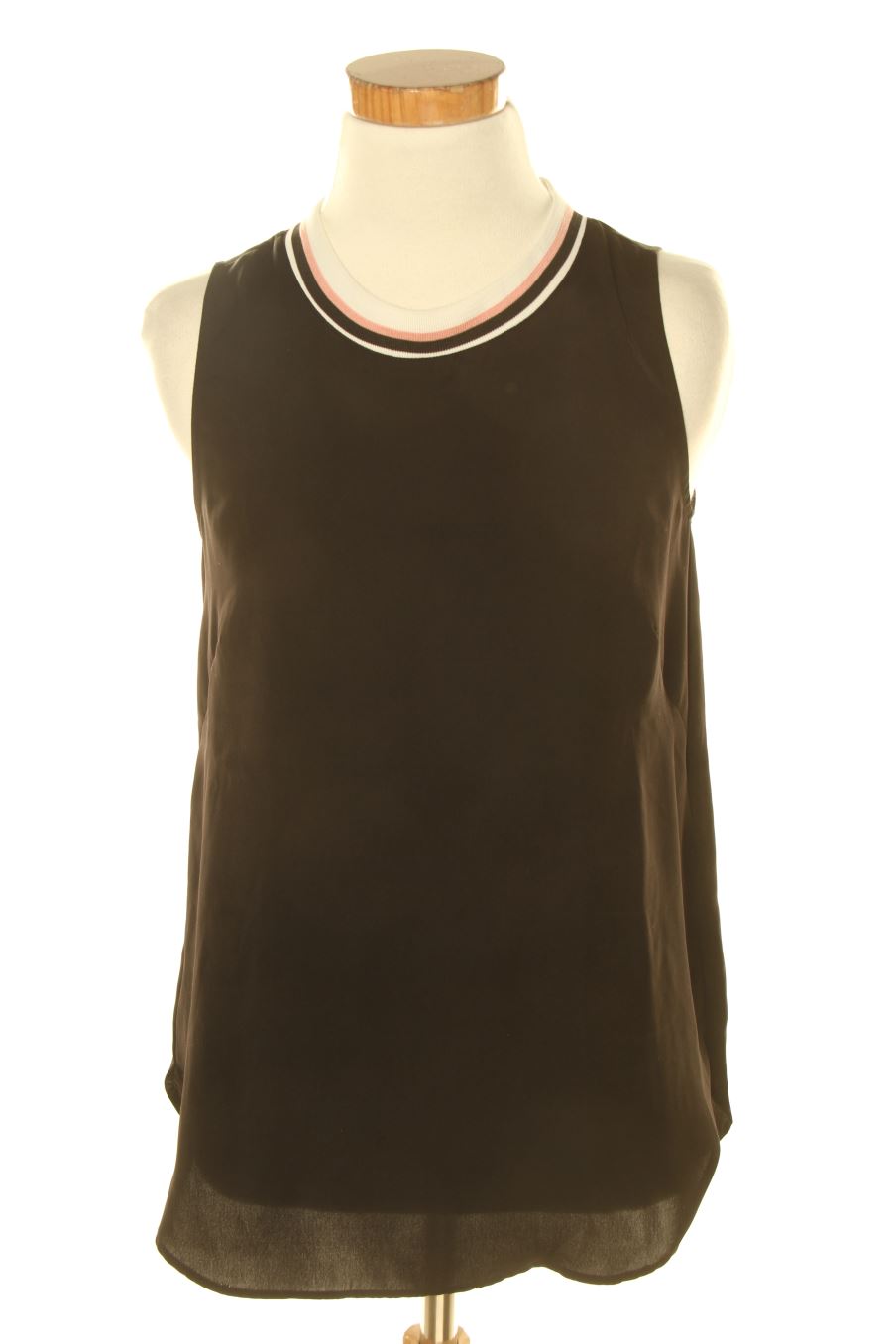 Top de H&M de la talla 34, de color negro