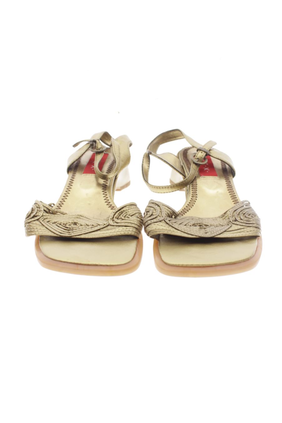 Sandalias planas de F.A.X. de la talla 38, de color dorado de