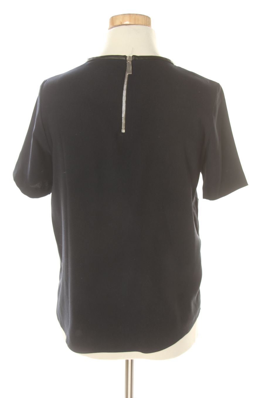 Blusa de manga corta de Zara de la talla XS, de color azul marino