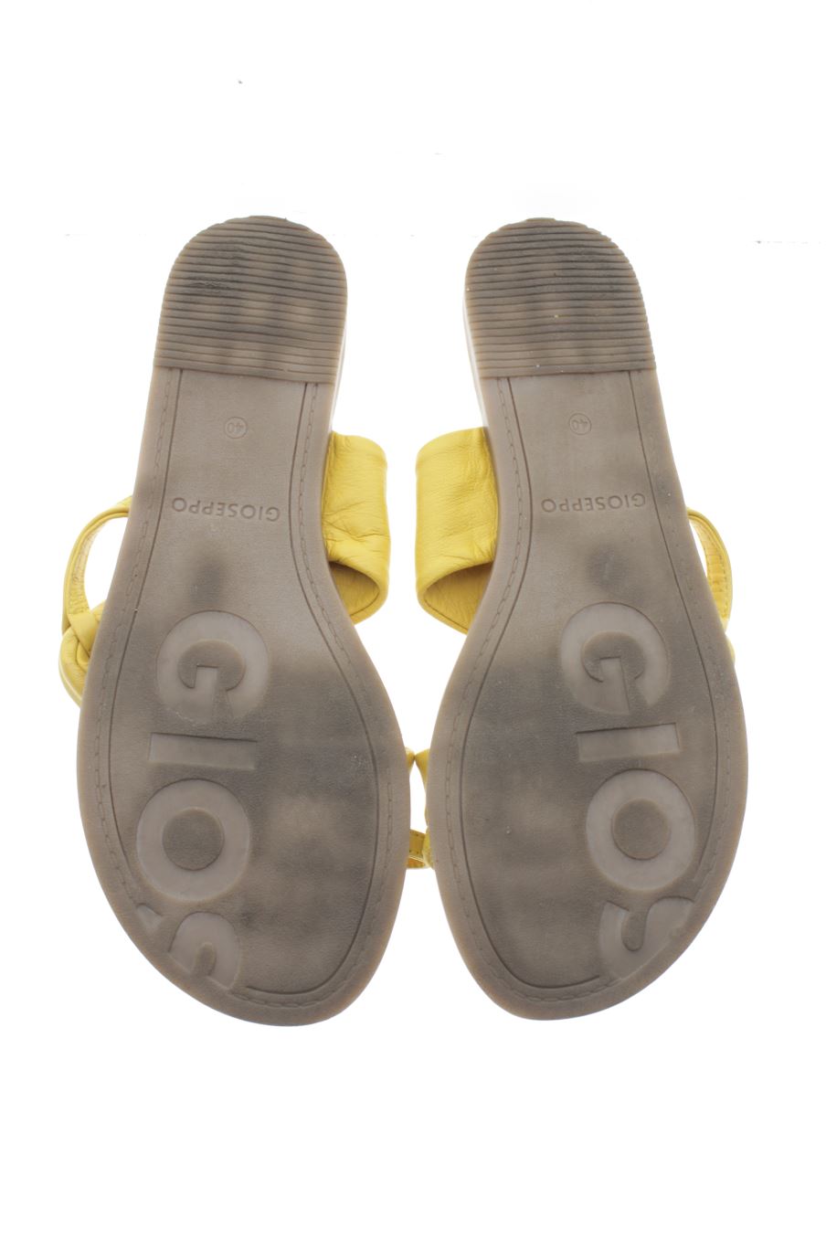 Sandalias planas de Gioseppo de la talla 40, de color mostaza de