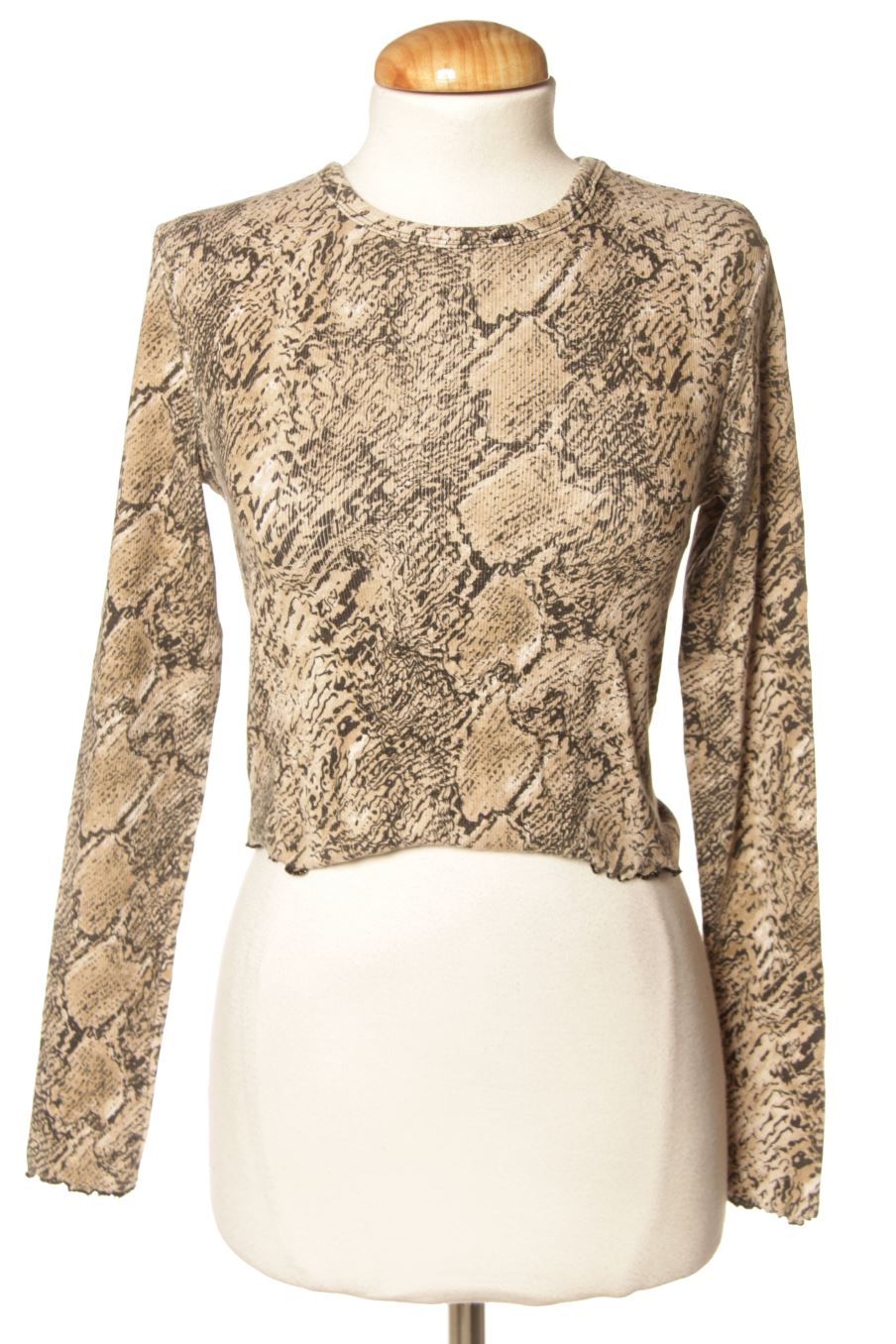 Top Bershka de la taille M, de couleur animal print