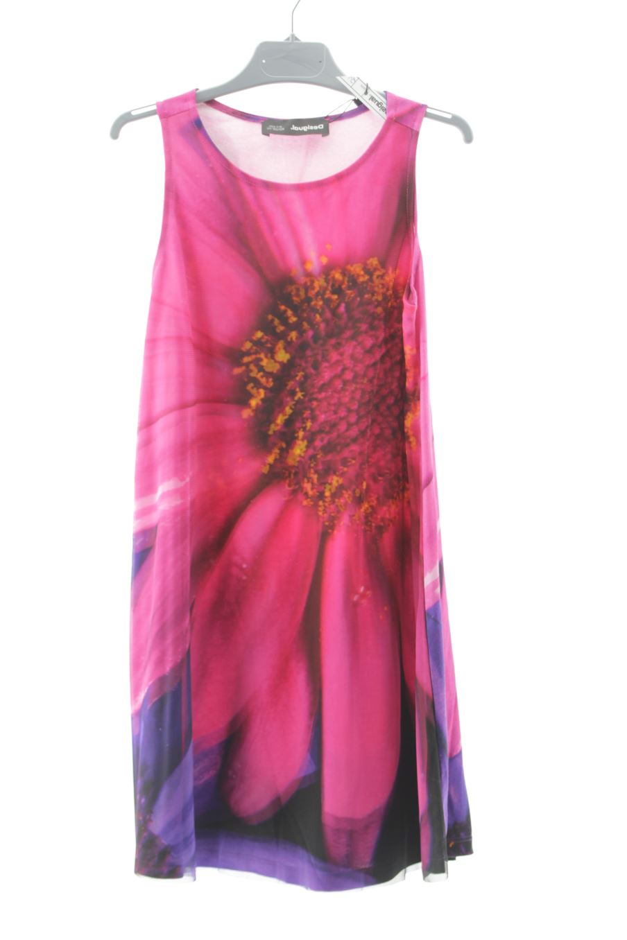 Robe casual Desigual de la taille 7 ans avec une étiquette