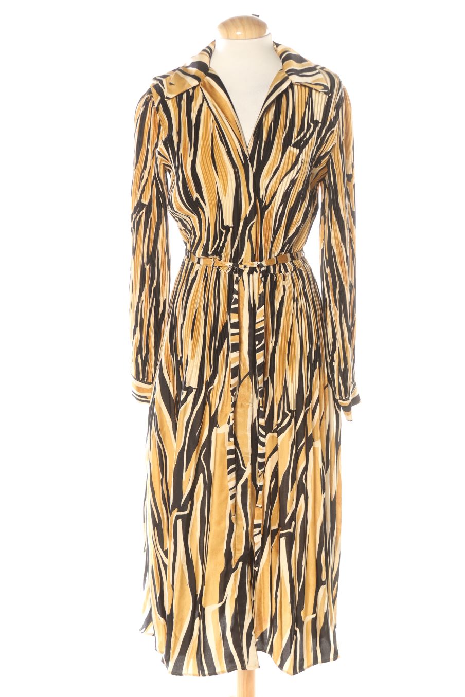 Robe casual Mango de la taille XS, de couleur imprimés