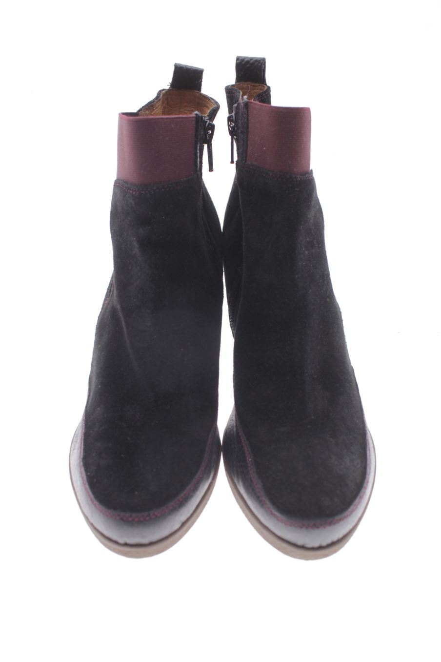 Botines de Hispanitas de la talla 39, de color negro de