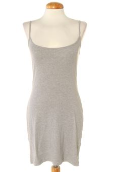 Vestido casual M Stradivarius, foto 1 de 2