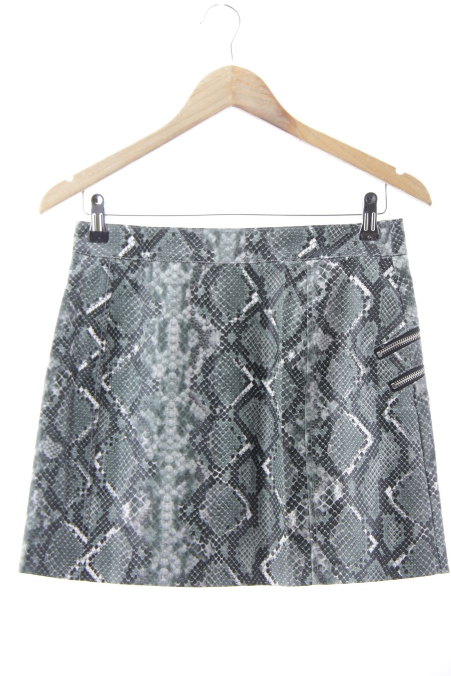 Falda de Bershka de la talla M, de color animal print de sintético