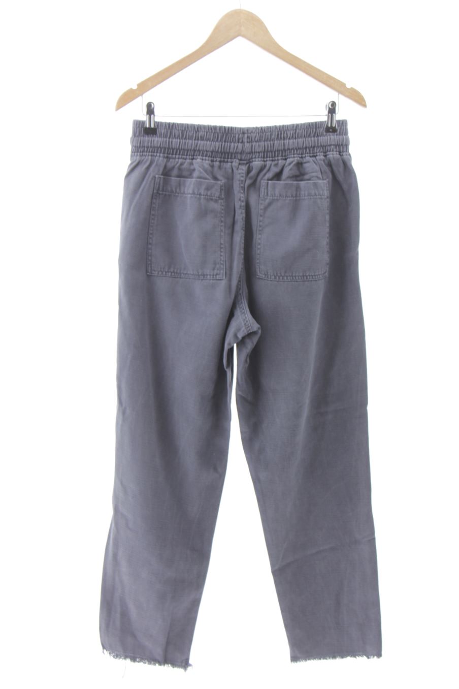 Vaquero de Zara de la talla M, de color gris de ropa vaquera