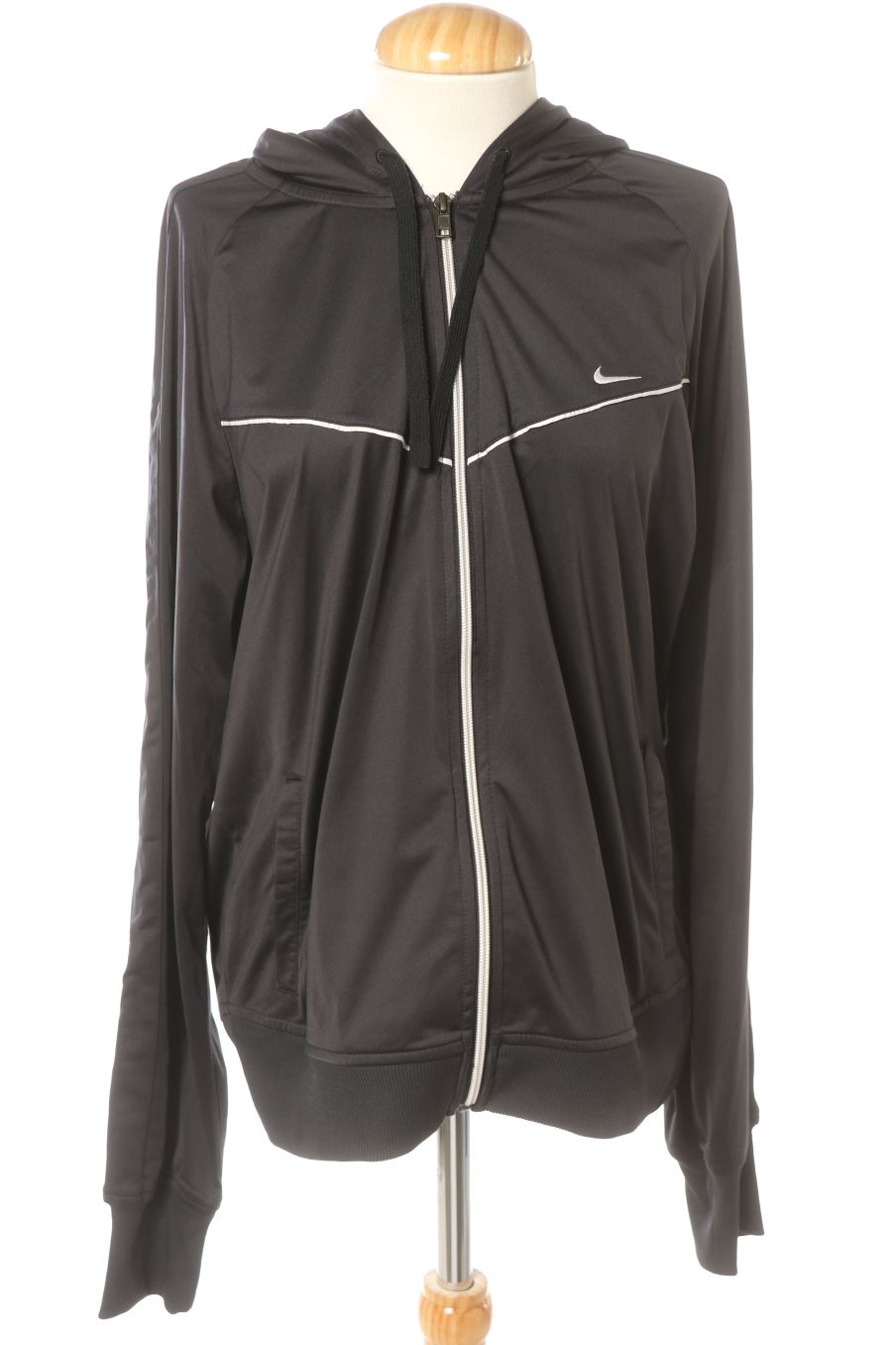 Sweat Nike de la taille XL, de couleur noir