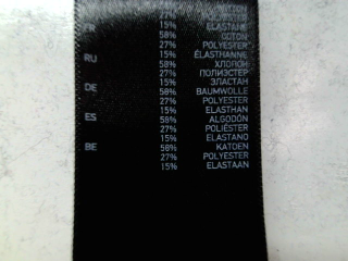 Pantalones de Uniqlo de la talla 34, de color azul marino