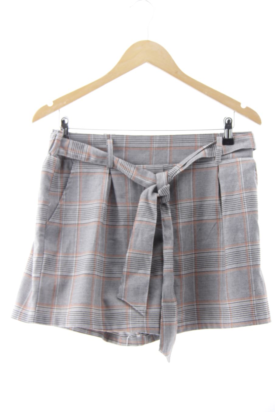 Pantalón corto de PERCENTIL de la talla L, de color cuadros