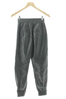 Pantalón XS Bershka