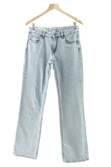 Jeans 36 Stradivarius, photo 1 sur 2