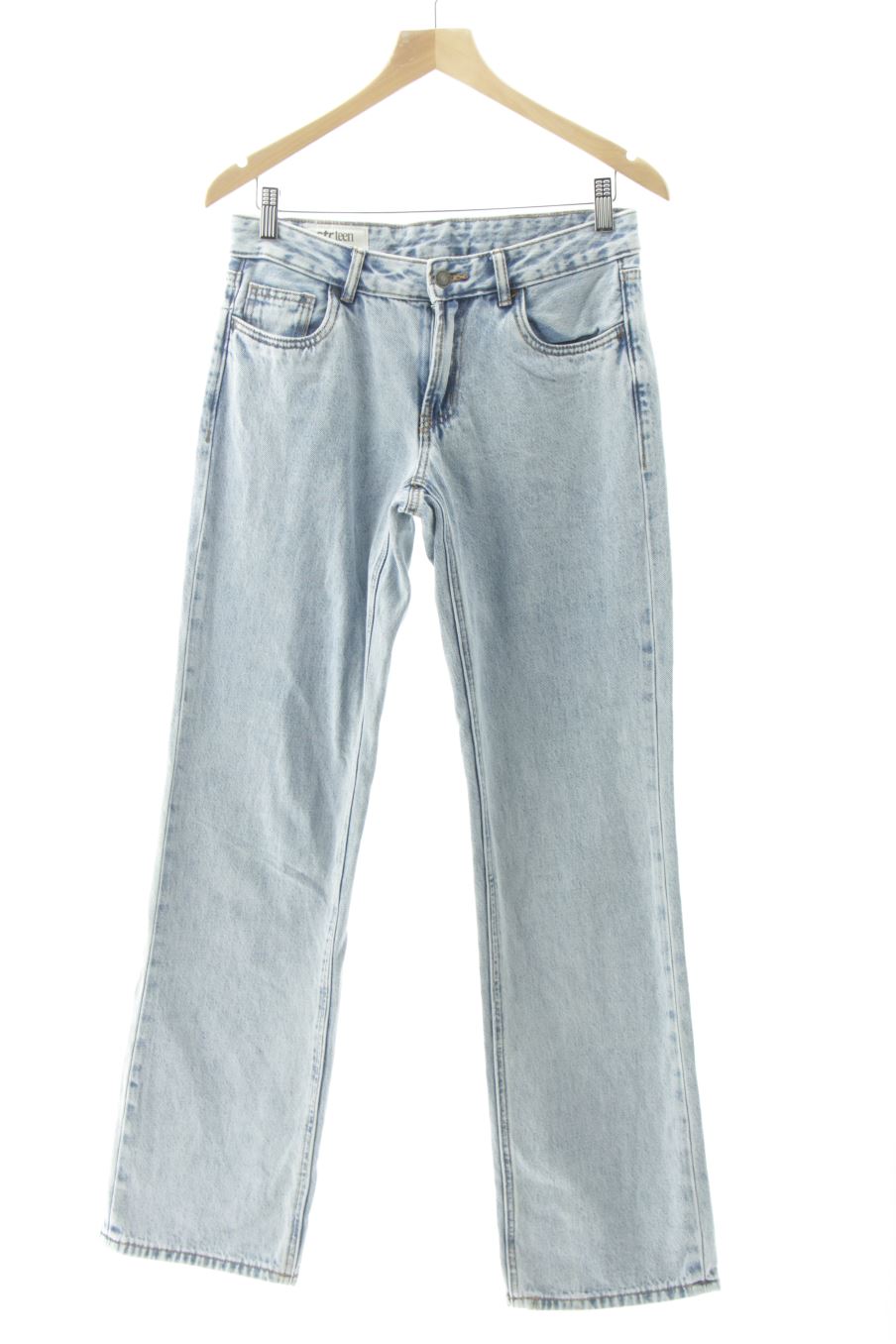 Jeans Stradivarius de la taille 36, de couleur bleu de denim