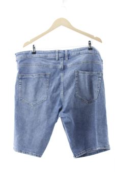 Pantalón corto 52 C&A